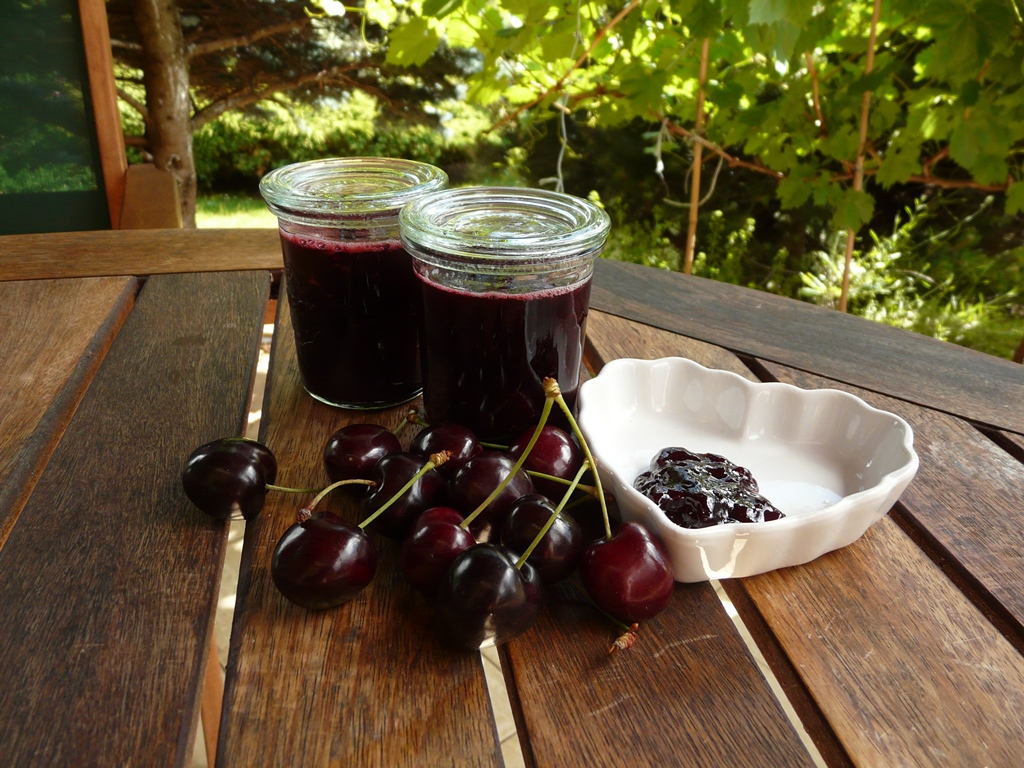 Černé třešně, Extra džem méně sladký